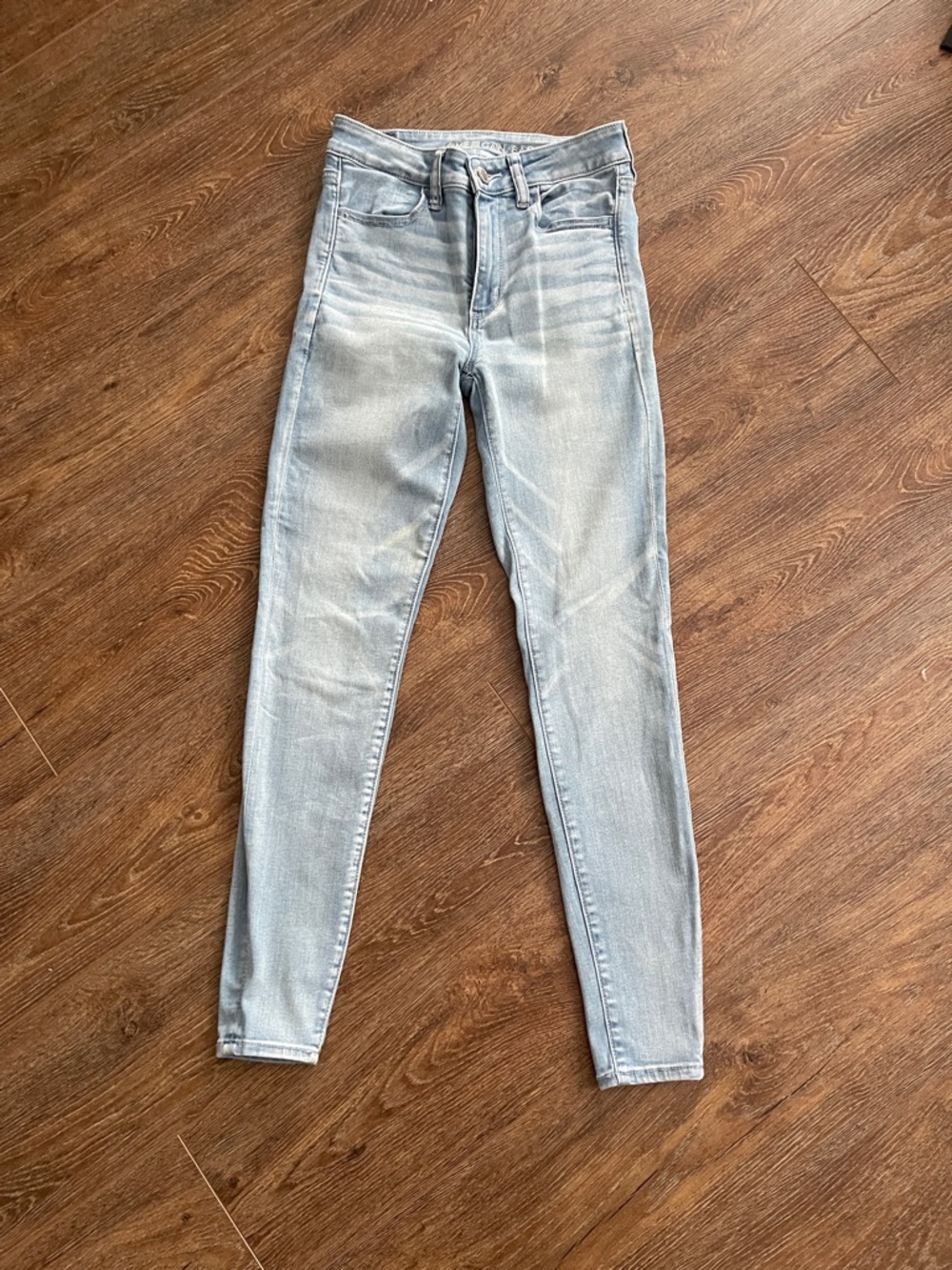 American Eagle Outfitters Light Blue High-Rise Skinny Jeans